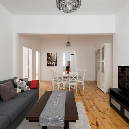 Spacious 3 Bedroom Home In Sofia'S Top Center Екстериор снимка