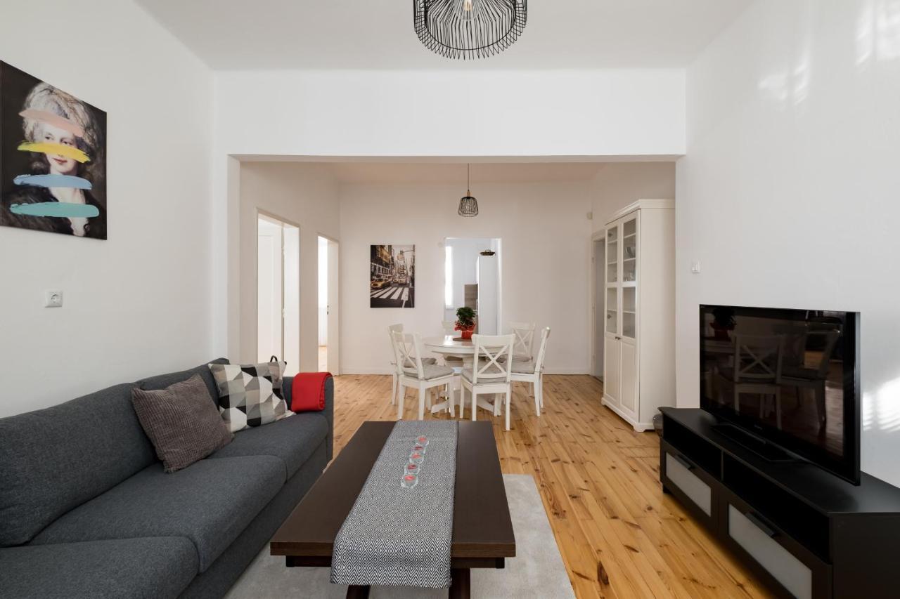 Spacious 3 Bedroom Home In Sofia'S Top Center Екстериор снимка
