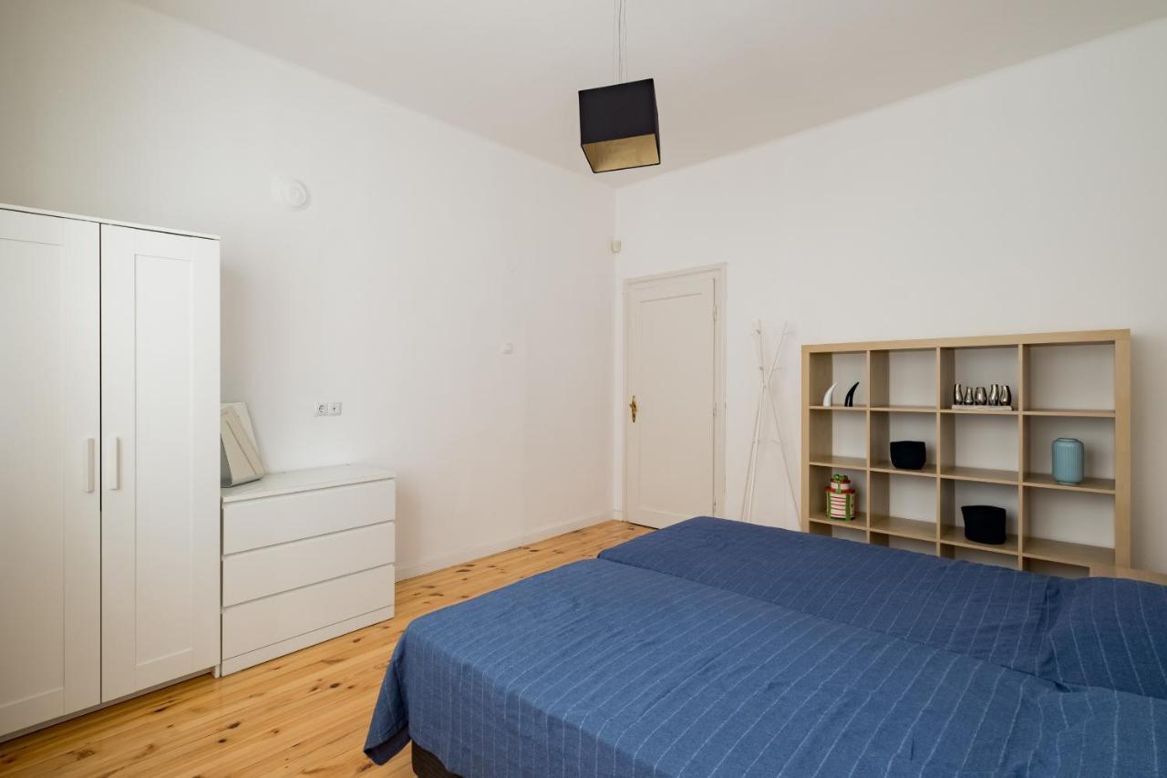 Spacious 3 Bedroom Home In Sofia'S Top Center Екстериор снимка